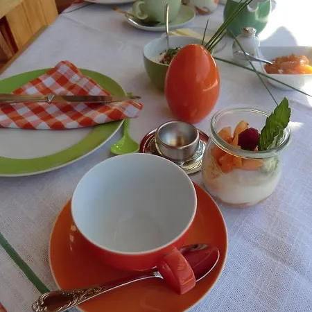 Konukevi Gastehaus Bartl Rotta